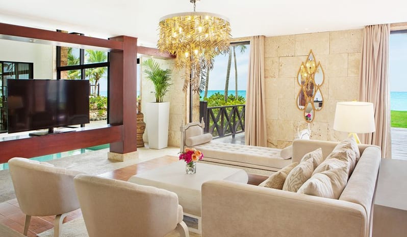 SANCTUARY CAP CANA - CASTLE SUITE ONE BEDROOM  LIVING ROOM